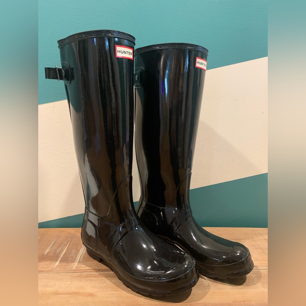 Tall Hunter Rain Boots size 8